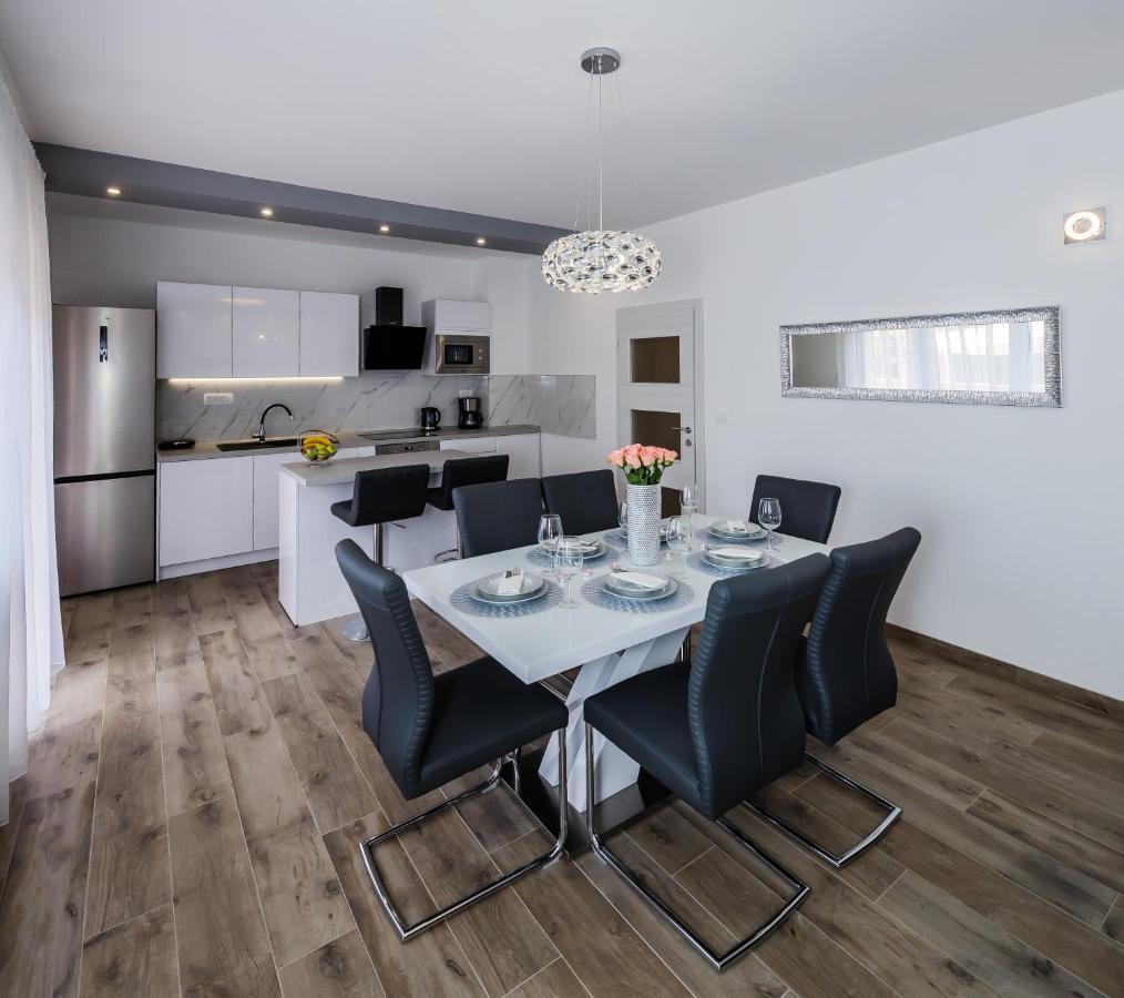 Apartment Luxury Maris *