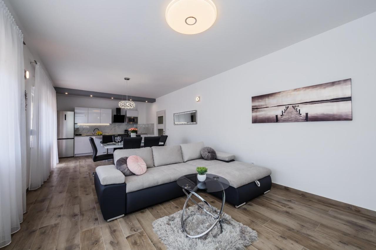 Apartment Luxury Maris