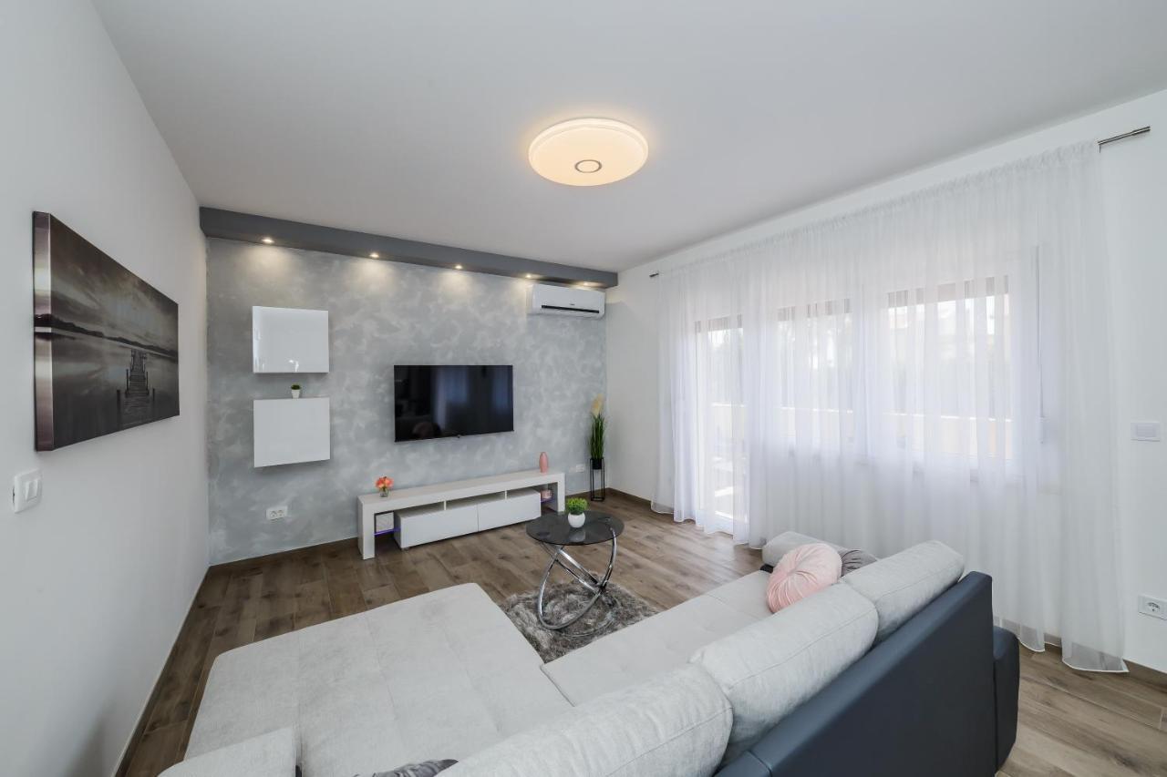 Apartment Luxury Maris Kastela